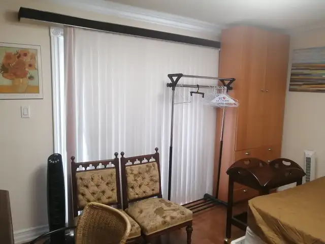 Available Now, Upstairs bedroom QEW/Indian Rd, all included - Photo 6