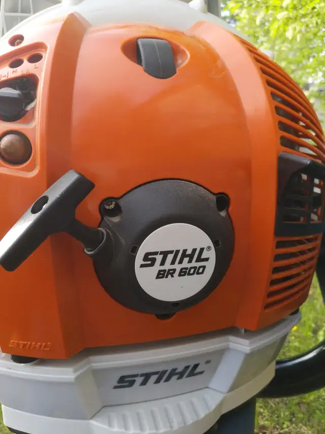 Cheap Stihl BR 600 Leaf Blower - Photo 5