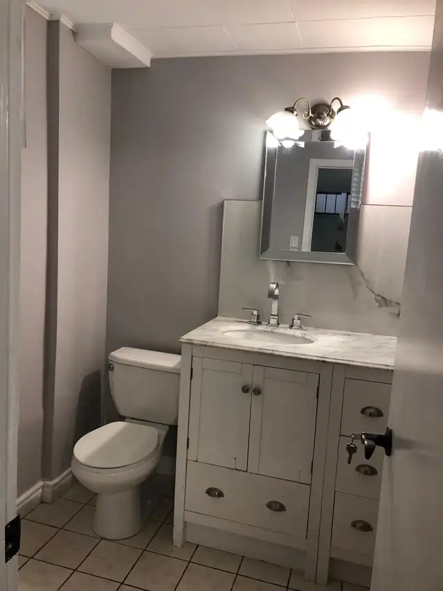 Sharing, Combine 2 bedroom basement apt for rent - Photo 7