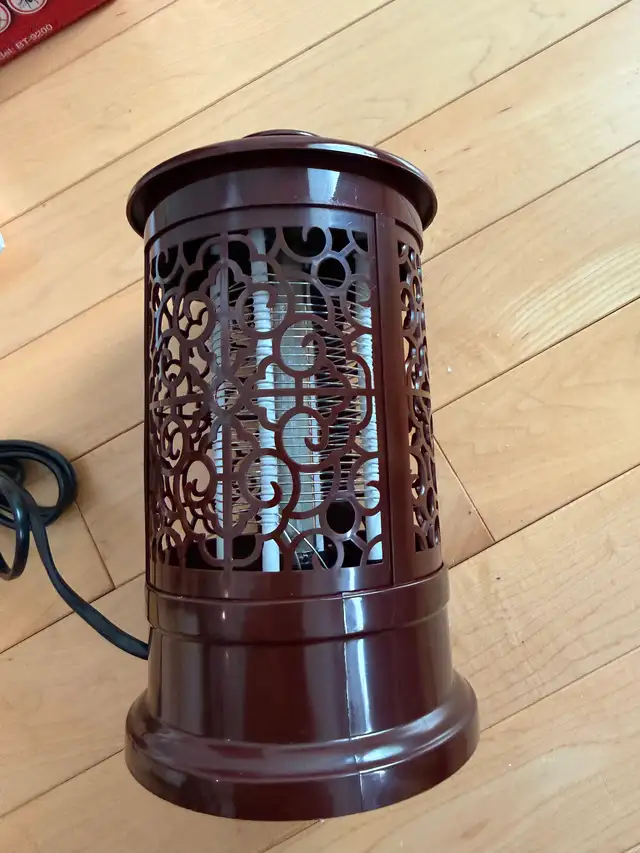 New Electric Bug Zapper - Photo 3