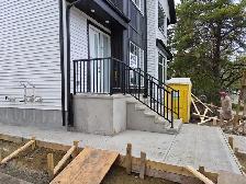 GLASS RAILINGS | ALUMINUM RAILINGS