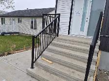 GLASS RAILINGS | ALUMINUM RAILINGS - Photo 2
