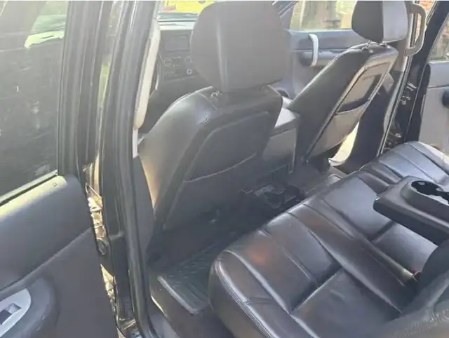 2008 GMC Sierra SLE Crew Cab 4x4 - Photo 7
