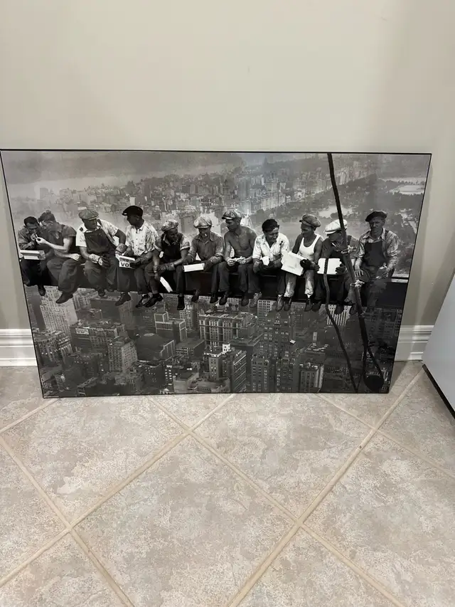 Montreal Canadiens, Santa & New York Skyline Art - Photo 4