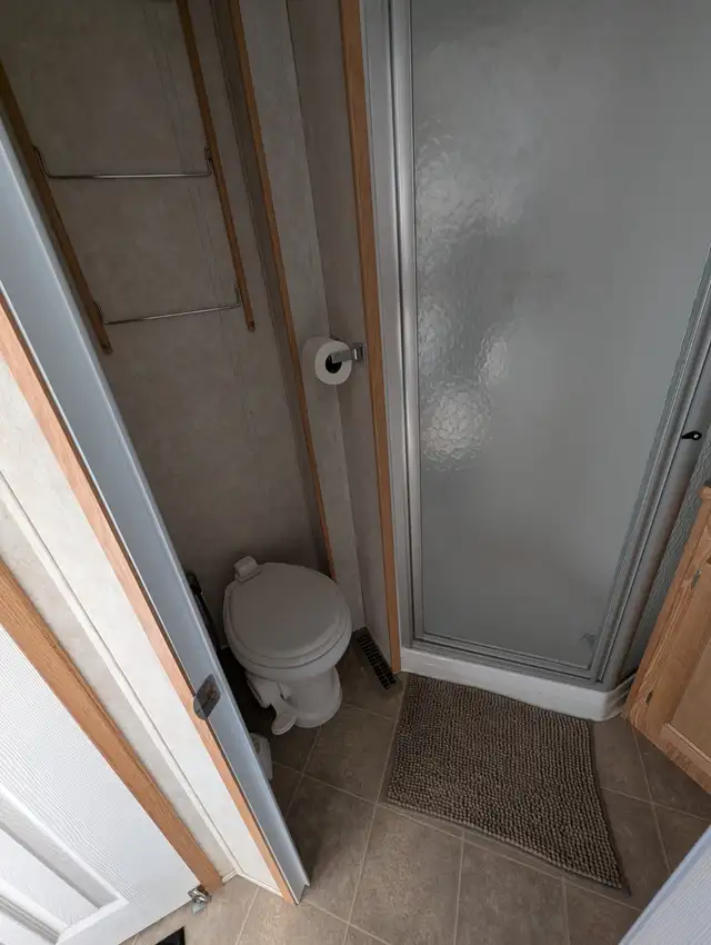 Office Trailer - Photo 8