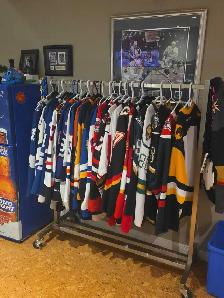 nhl hockey jerseys