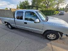2001 GMC Sierra extended cab truck - Photo 4