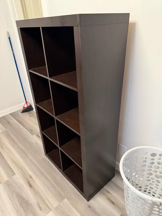 free book shelf - Photo 2