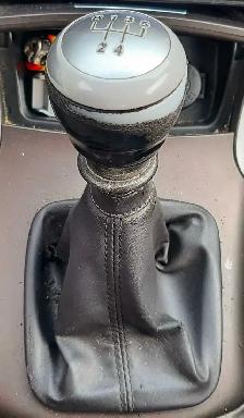 5 speed manual Hyundai Sonata GL gets 5.8L/100kms fuel economy! - Photo 5