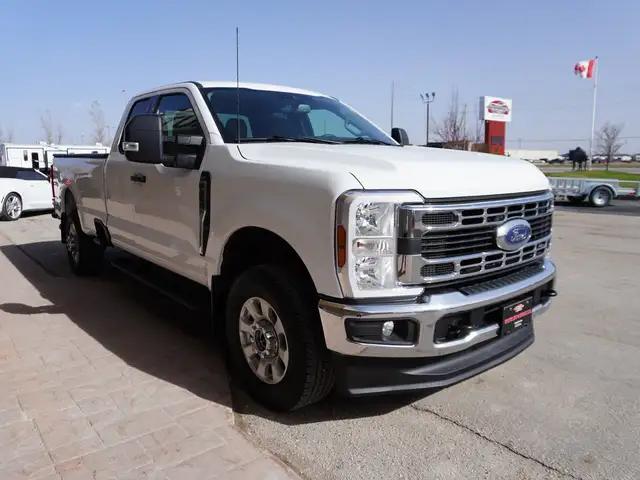 2023 Ford F-250 XLT 4WD SuperCab 6.75' Box -  7.3L GODZILLA - Photo 5