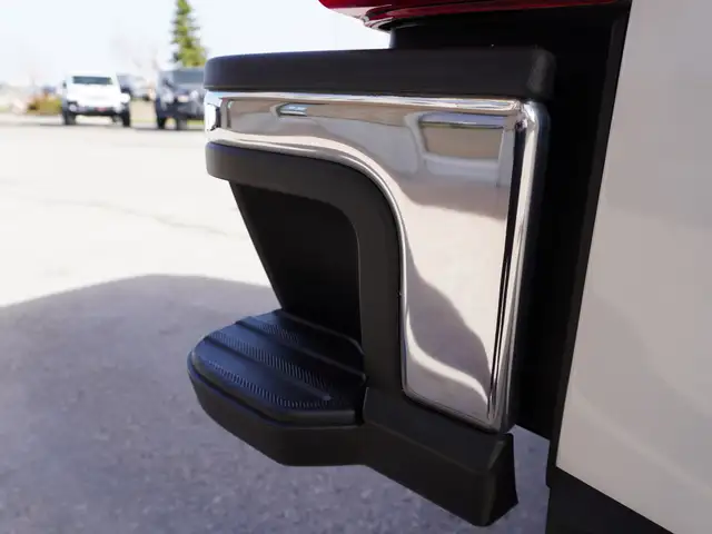 2023 Ford F-250 XLT 4WD SuperCab 6.75' Box -  7.3L GODZILLA - Photo 39