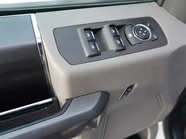 2018 Ford F-150 XTR 4x4 CREW CAB | Tonneau cover | only $29,800! - Photo 20