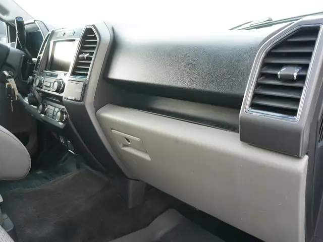 2018 Ford F-150 XTR 4x4 CREW CAB | Tonneau cover | only $29,800! - Photo 21