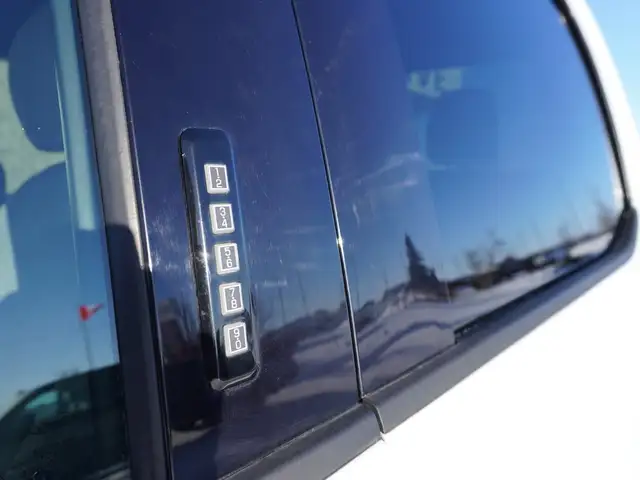 2018 Ford F-150 XTR 4x4 CREW CAB | Tonneau cover | only $29,800! - Photo 23