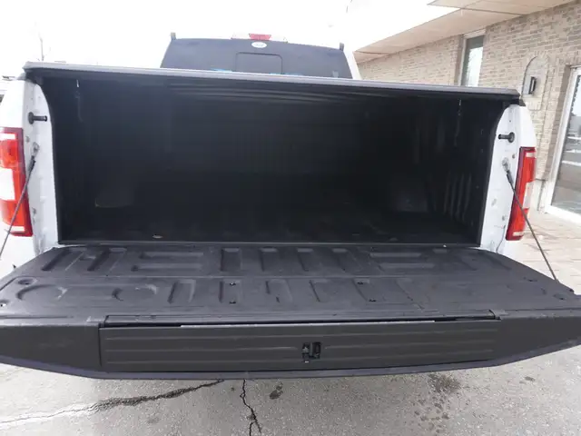 2018 Ford F-150 XTR 4x4 CREW CAB | Tonneau cover | only $29,800! - Photo 25
