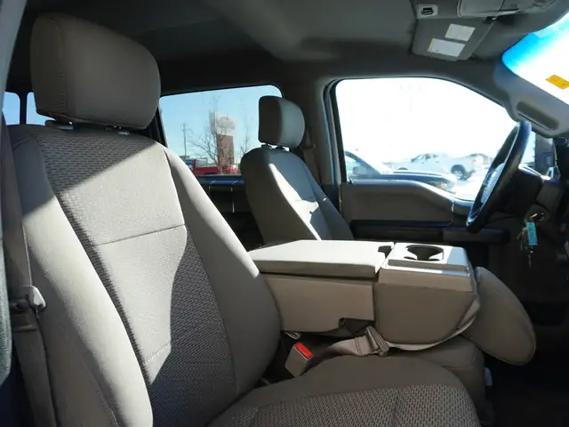 2018 Ford F-150 XTR 4x4 CREW CAB | Tonneau cover | only $29,800! - Photo 26