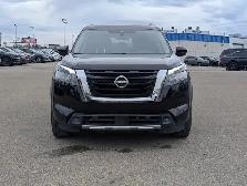 2024 Nissan Pathfinder SV - Photo 10
