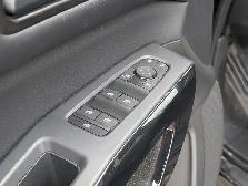 2024 Nissan Pathfinder SV - Photo 17