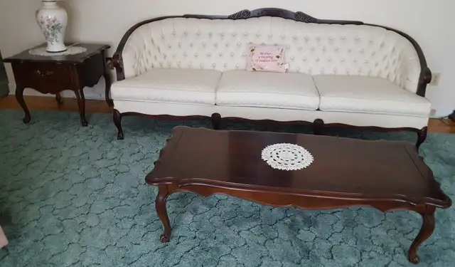 Living Room Sofa and 3 Matching tables.