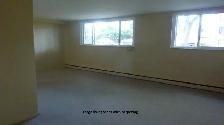 LARGE 1 BEDROOM - NORTHEND - Photo 2