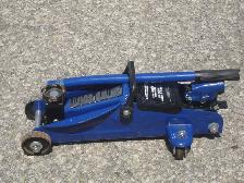 IT'S A CERTIFIED 2 TON CAPACITY TROLLY JACK FOR CARS OR SUV'S!