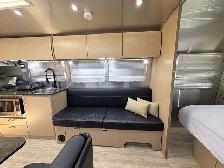 2014 Airstream 30FBQ BUNK - Photo 10