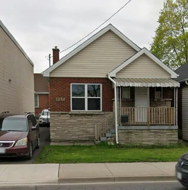 1 bedroom house (could be a 2 bedroom) $1695.00   utilities