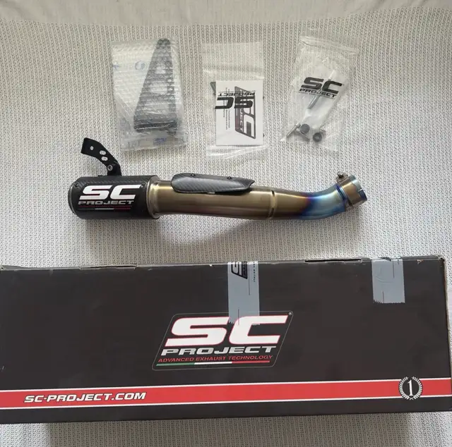 SC Project CR-T Exhaust Muffler Aprilia RSV4 Tuono Titanium