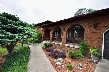 House For Sale (South Windsor)