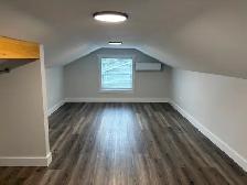 2 Bedroom Upper Unit Duplex - Utilities Included - Photo 6