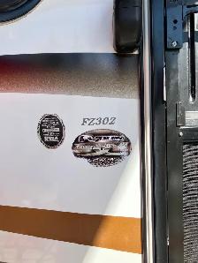 2011 Fuzion Touring Edition Toyhauler RV