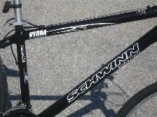 ALL ALUMINUM 700C SCHWINN HYBRID SERIES 24 SPD WITH SUSPENSION! - Photo 5