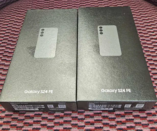 Samsung Galaxy S24 FE 128 GB ( 1 Year Warranty )
