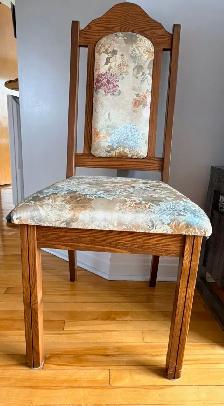 Vintage Oak Table with chairs for sale! Table Vintage en bois - Photo 5