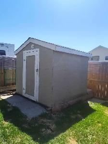 8' x 8' wood Shed - Photo 4