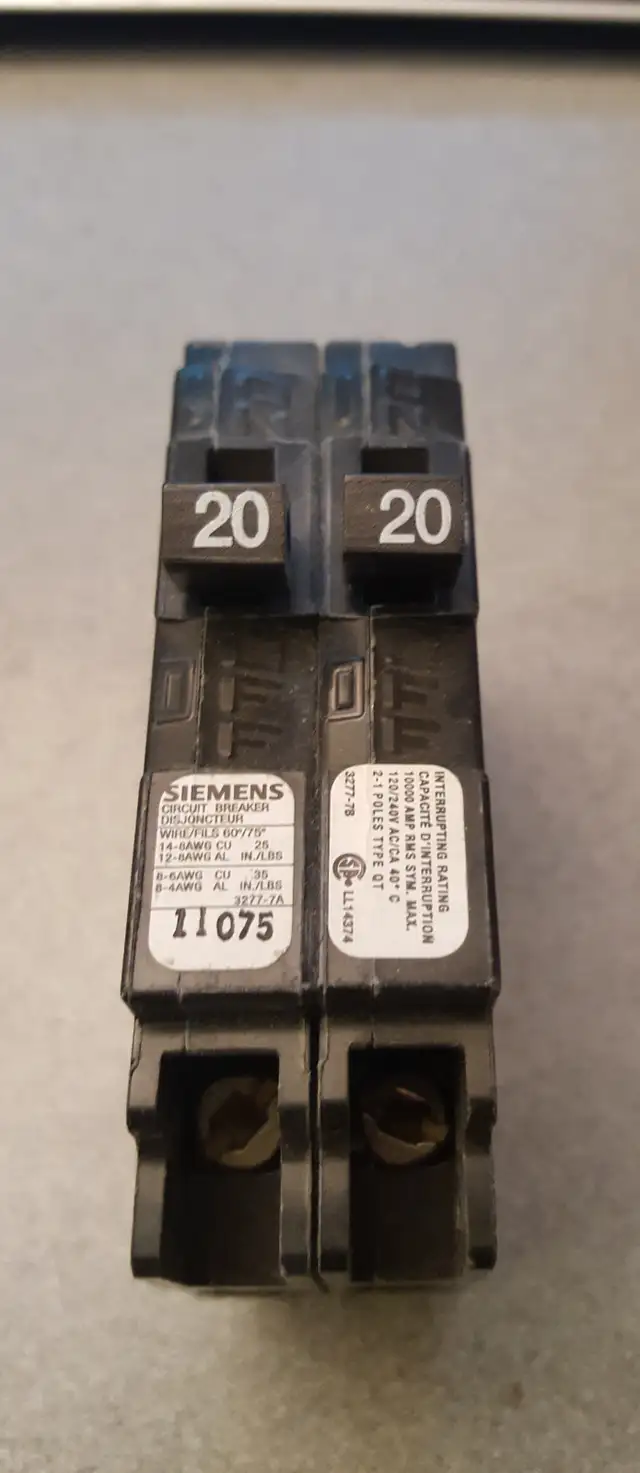 DISJONCTEUR 2 X 1 POLE 20A TWIN SIEMENS NEUF NEW Q2020NC