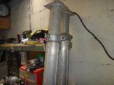 2  heavy duty aluminum jacks like new extends to 10 feet - Photo 2