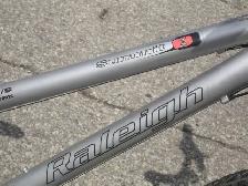 NICE SHAPE FEMALE'S 26' RALEIGH SUMMIT 18 SPD WITH SUSPENSION! - Photo 5