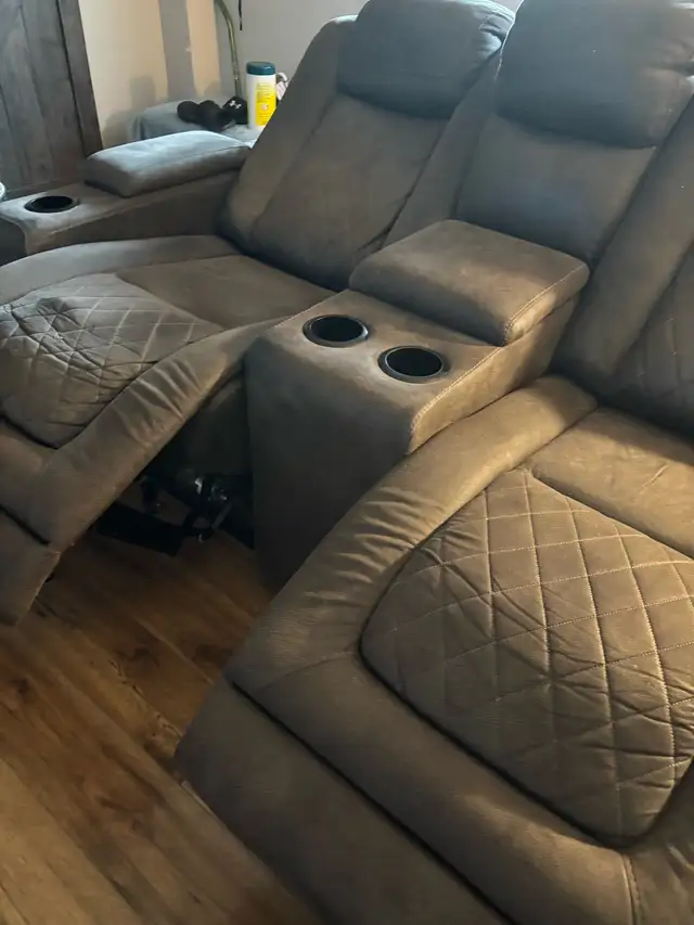 Ashley love-seat