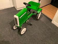 Child ride on tractor like new - Photo 2