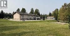 A Beautiful and Stunning Country House for sale. - Photo 3