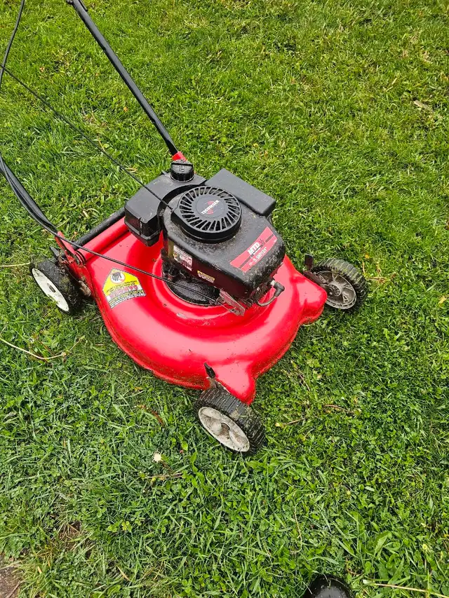 MTD Lawn Mower Tecumseh engine $130