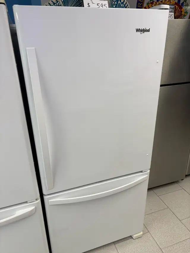 BESOIN D’UN FRIGO? ÈLECTROMÈNAGERS BARRIOS VOUS AIDE
