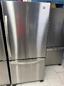 RÉFRIGÉRATEUR WHIRLPOOL À TRÈS BON PRIX TRÈS PROPRE - Photo 2