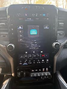 2022 Ram 3500 Laramie Megacab Dually - Photo 6