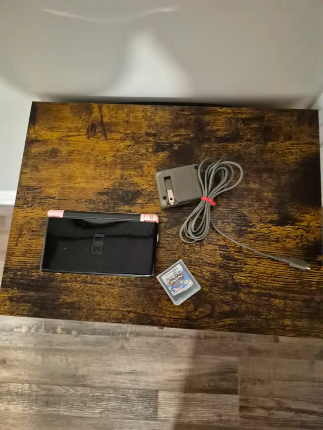 Nintendo DS Lite