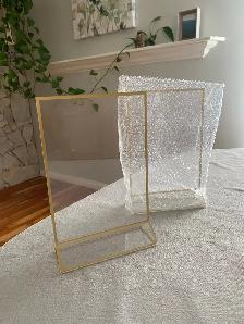 Clear Acrylic 5 x 7 frames/sign holders