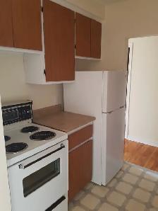 1BR w/ Northwest Arm Views - Unit 201 - Aug 1st - Heat/Water Inc - Photo 3