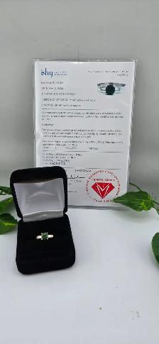 18KT White Gold 3‐Stone Ring–Green Sapphire & Diamonds Size 7 - Photo 2