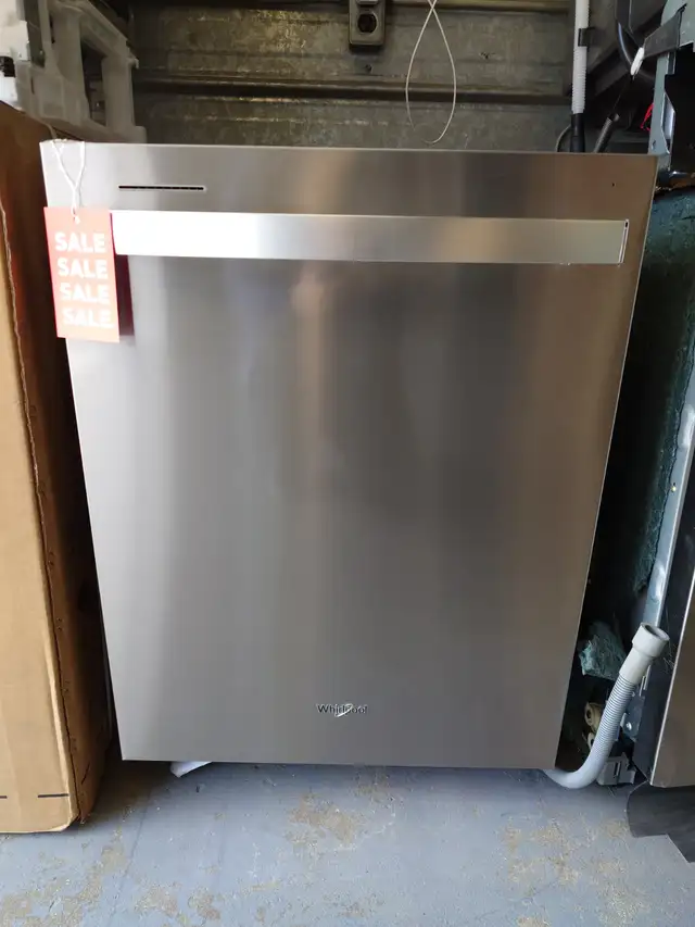 Whirlpool '24' Stainless Steel Dishwasher on Sale‼️